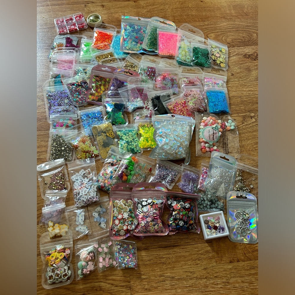 75 bags -Glitter & Charms